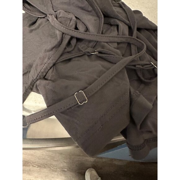 🌸3/$15🌸Charcoal Gray Silky Feel Camisole with Adjustable Straps sz M - Picture 4 of 4